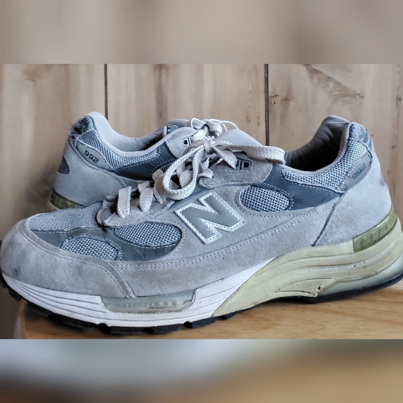 men's classic 993 running